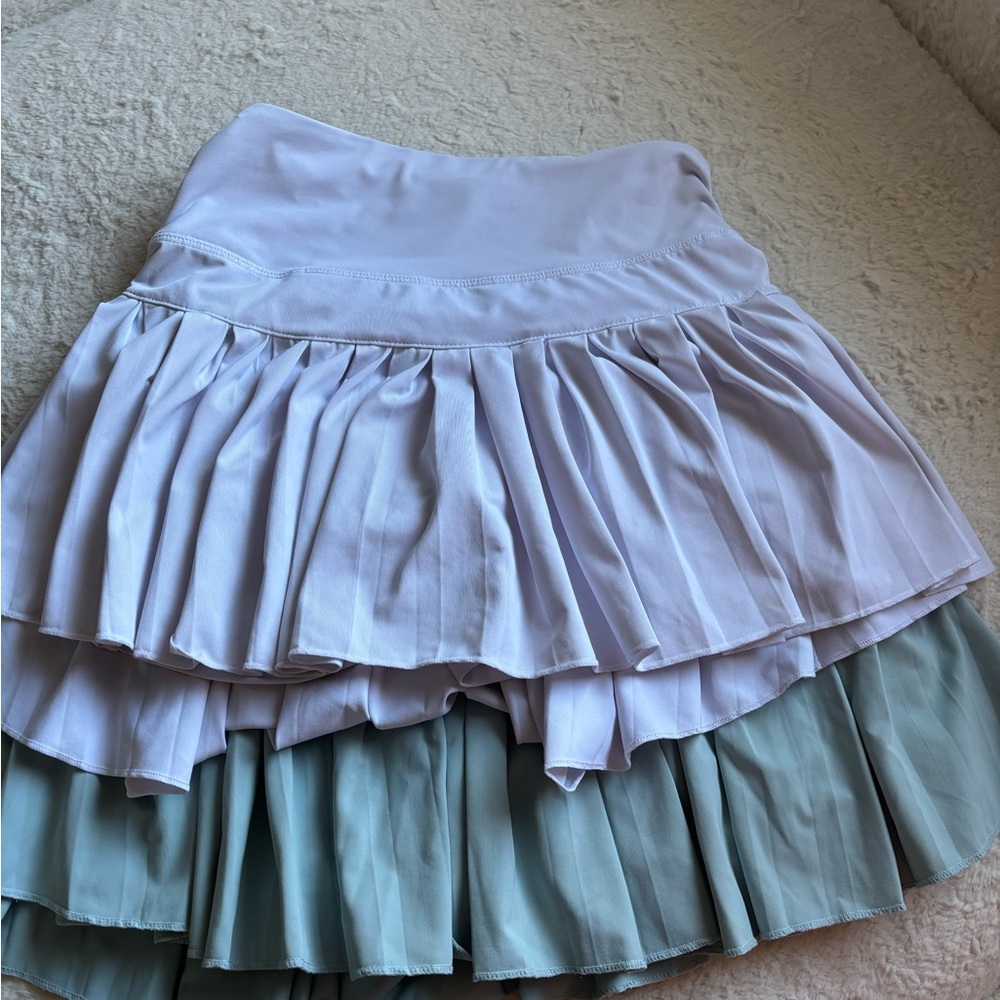 Amazon gold hinge skirts